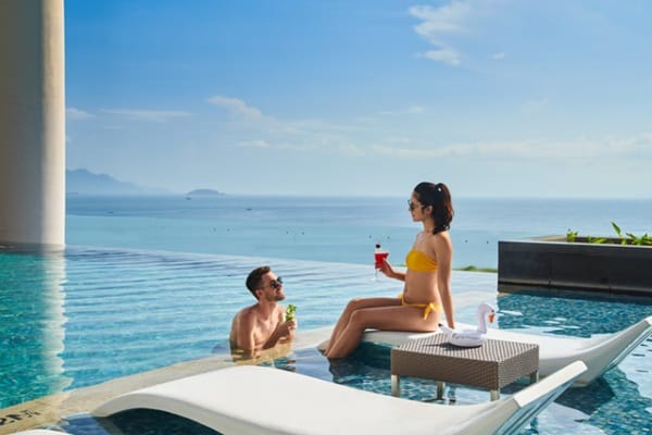 나트랑 쉐라톤 호텔 인피니티 수영장