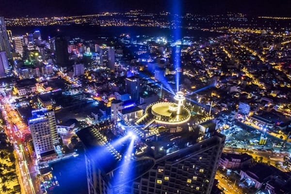 나트랑 하바나 호텔 스카이라이트