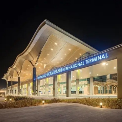 깜란 공항 도착 모습